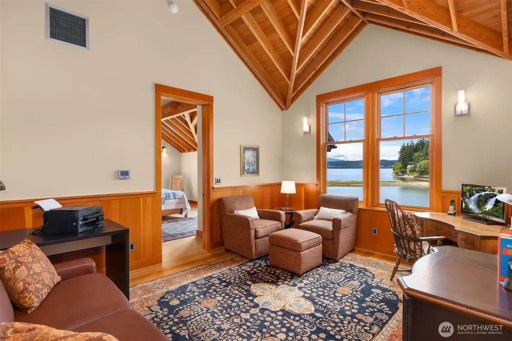 5522 NE Fletcher Landing Bainbridge Island WA 98110