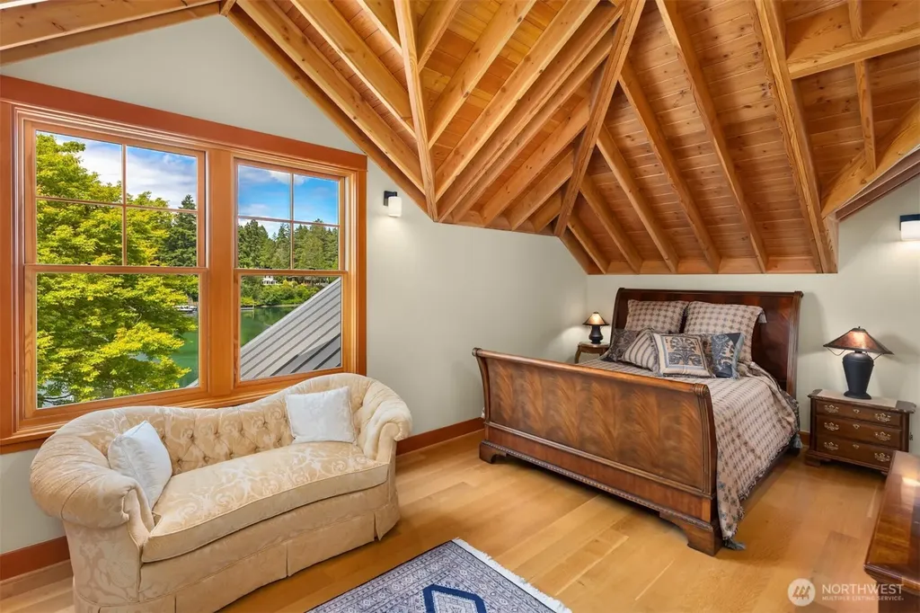 5522 NE Fletcher Landing Bainbridge Island WA 98110