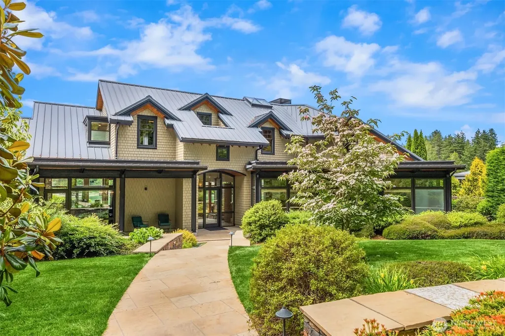 5522 NE Fletcher Landing Bainbridge Island WA 98110