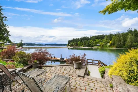 5522 NE Fletcher Landing Bainbridge Island WA 98110