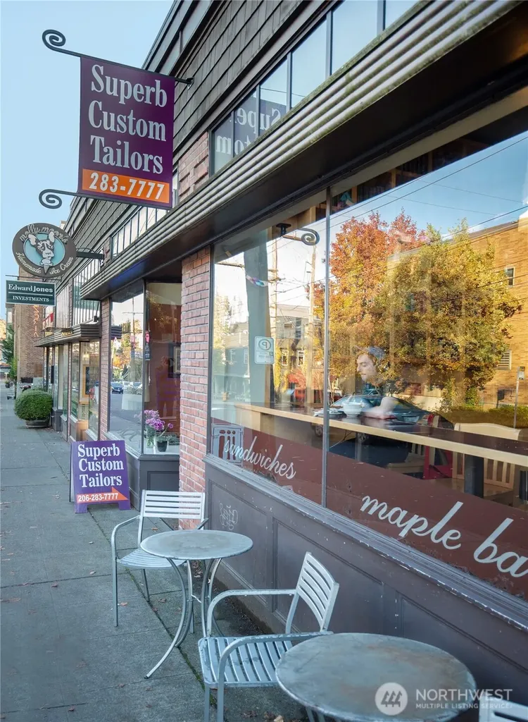 1401 5th Avenue W Seattle WA 98119