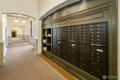 1401 5th Avenue W Seattle WA 98119