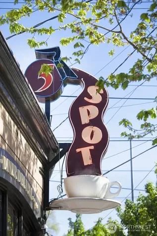 1401 5th Avenue W Seattle WA 98119