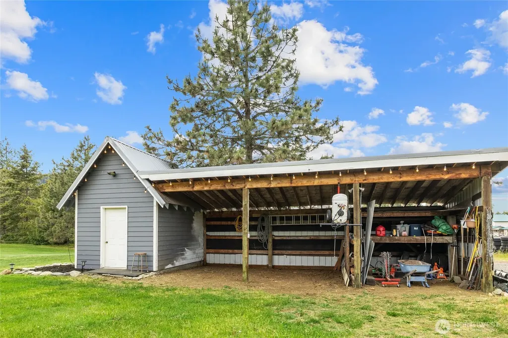 5911 Nelson Siding Road Cle Elum WA 98922