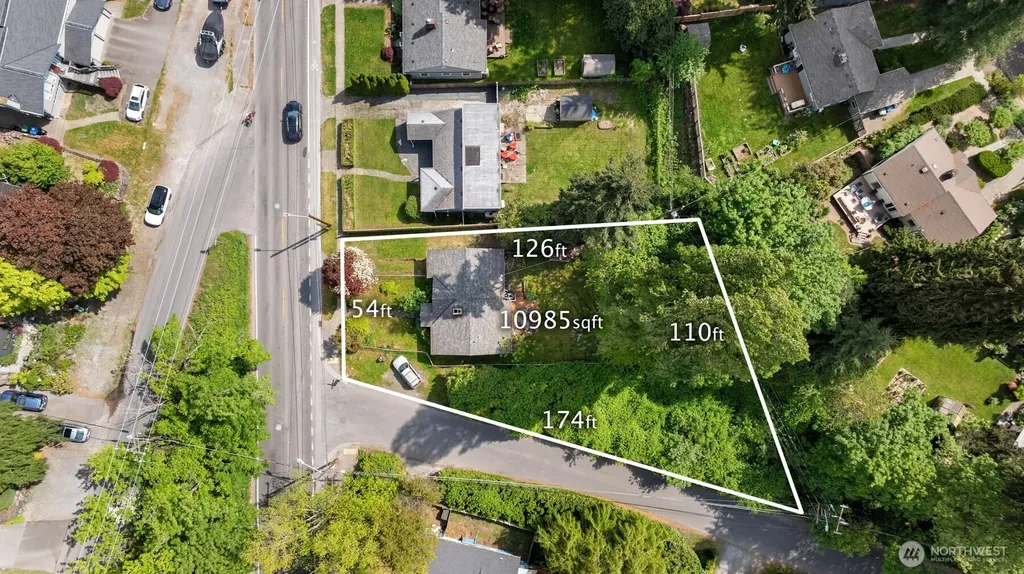 8315 Ravenna Avenue NE Seattle WA 98115