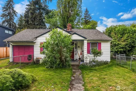 8315 Ravenna Avenue NE Seattle WA 98115