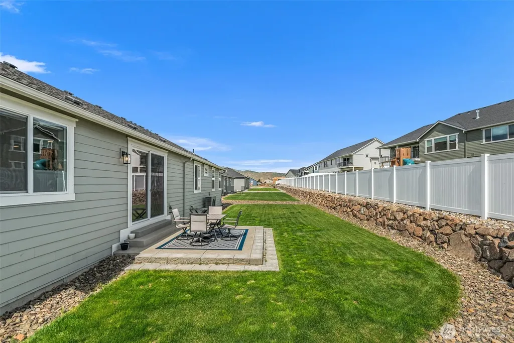 661 S Juli Avenue East Wenatchee WA 98802