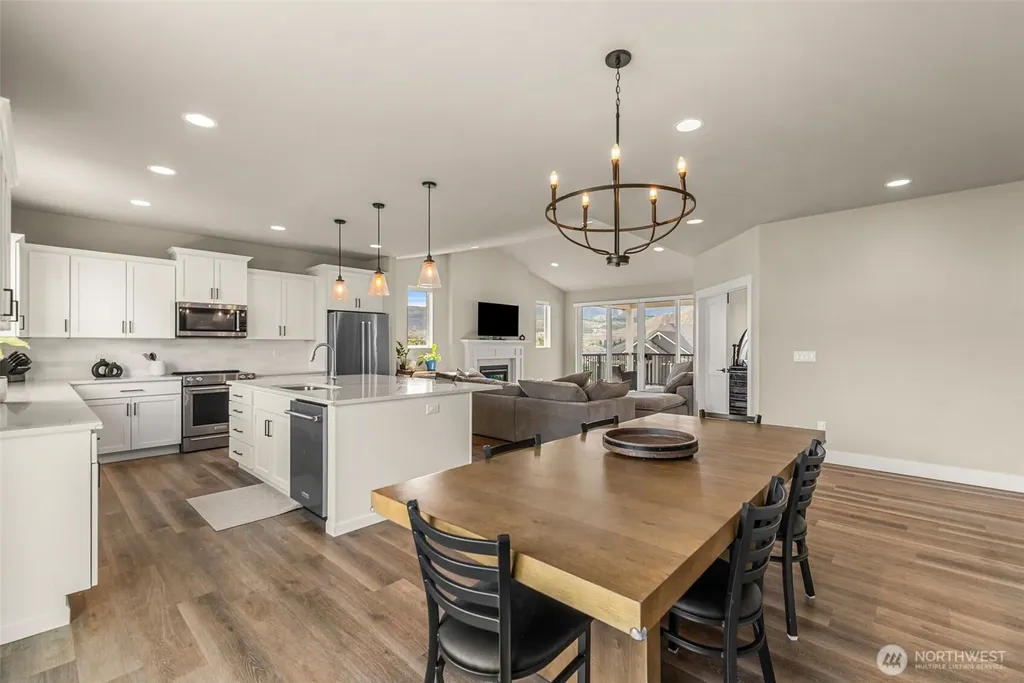 661 S Juli Avenue East Wenatchee WA 98802