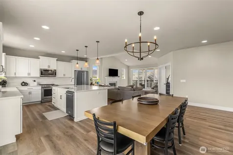 661 S Juli Avenue East Wenatchee WA 98802