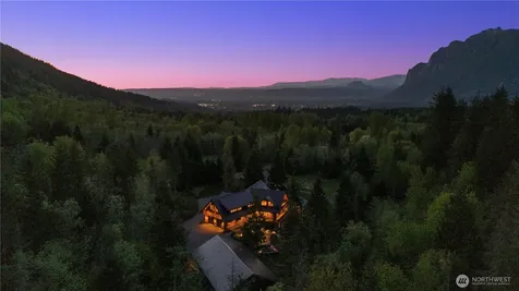 16323 Reserve Drive SE North Bend WA 98045