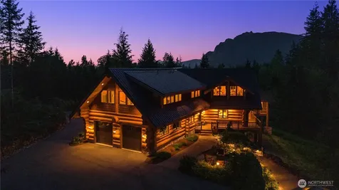 16323 Reserve Drive SE North Bend WA 98045