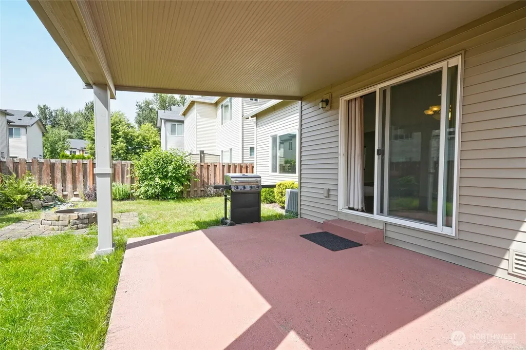 4241 R Street NE Auburn WA 98002