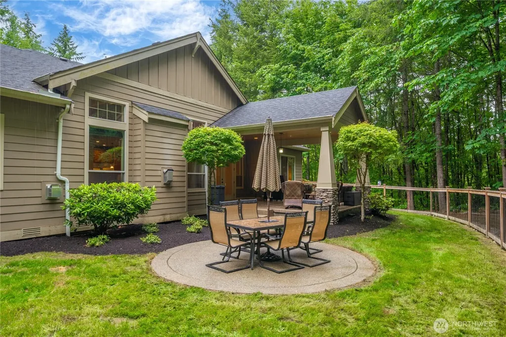 30418 219th Way SE Black Diamond WA 98010