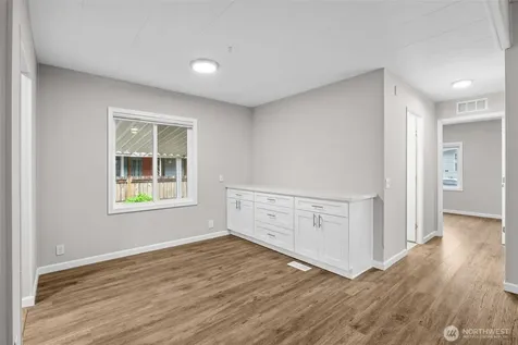 19604 129th Avenue NE Bothell WA 98011