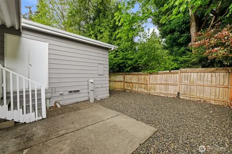 19604 129th Avenue NE Bothell WA 98011