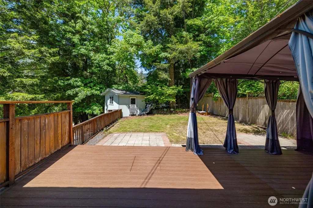 460 Lakeside Drive Sedro Woolley WA 98284