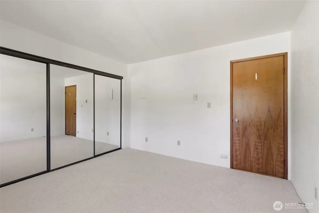 3024 NE 143rd Street Seattle WA 98125