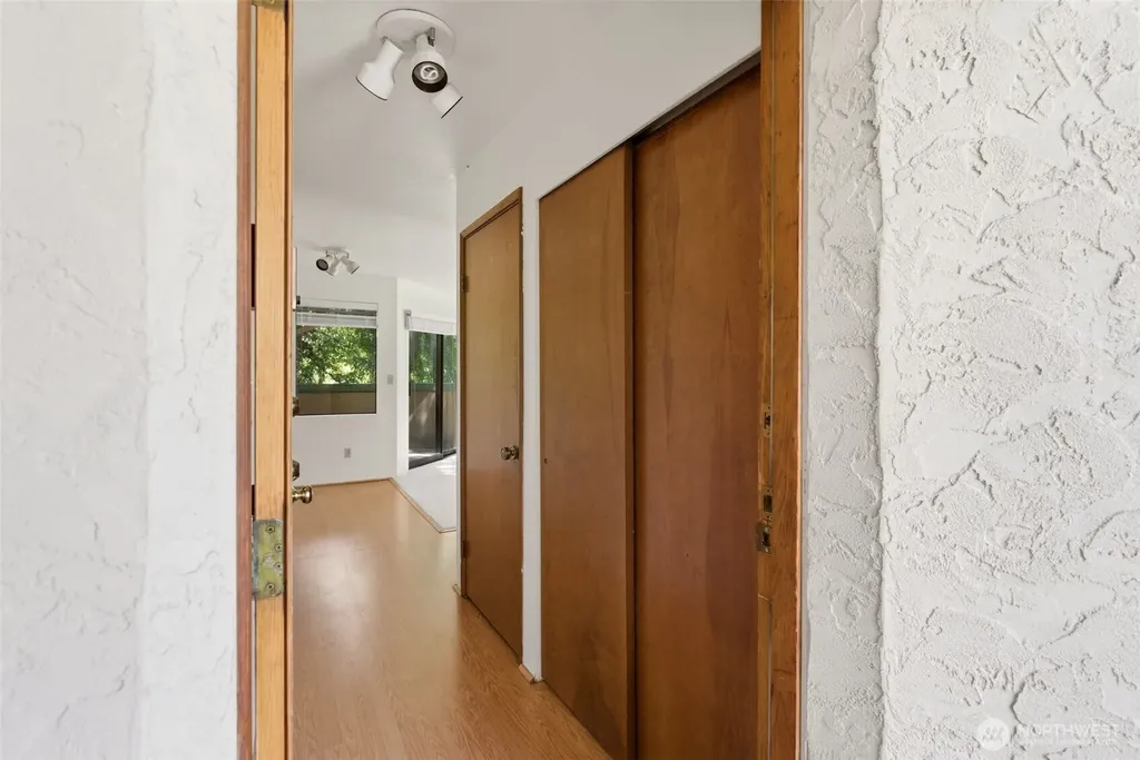 3024 NE 143rd Street Seattle WA 98125