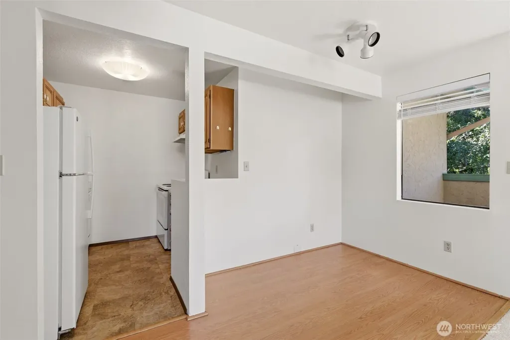 3024 NE 143rd Street Seattle WA 98125