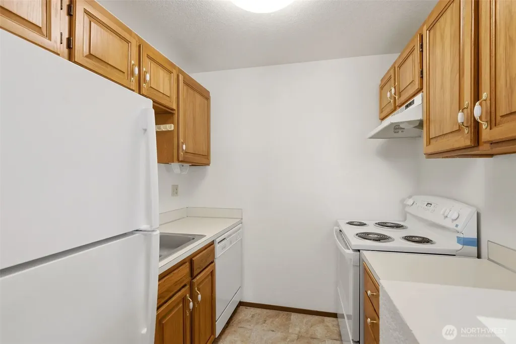 3024 NE 143rd Street Seattle WA 98125
