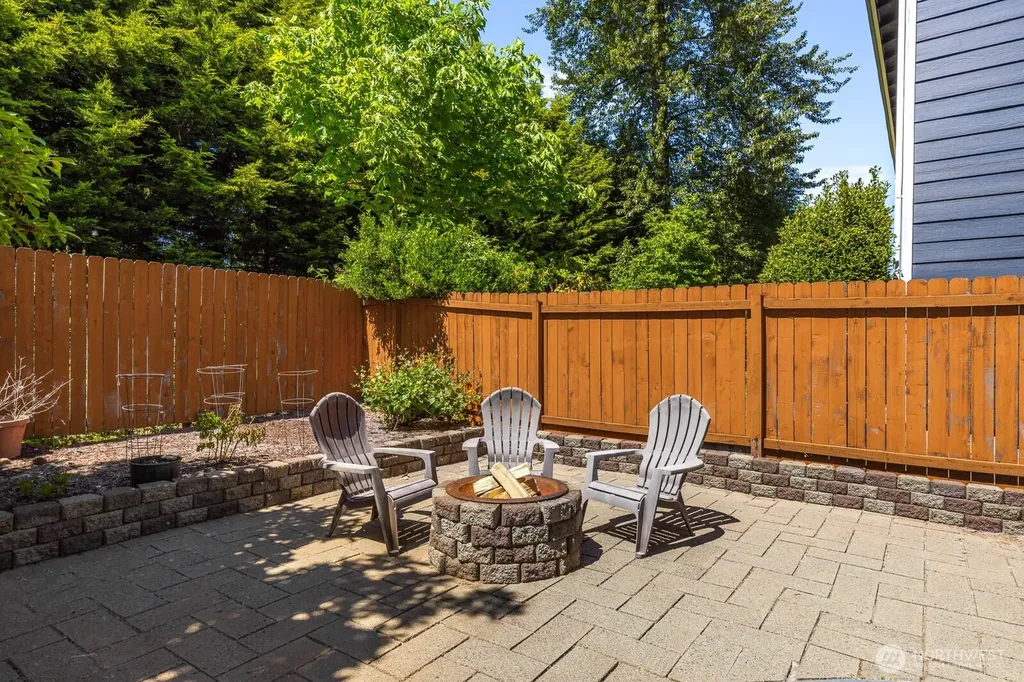 517 Pasco Place NE Renton WA 98059