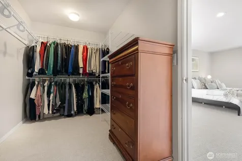 517 Pasco Place NE Renton WA 98059