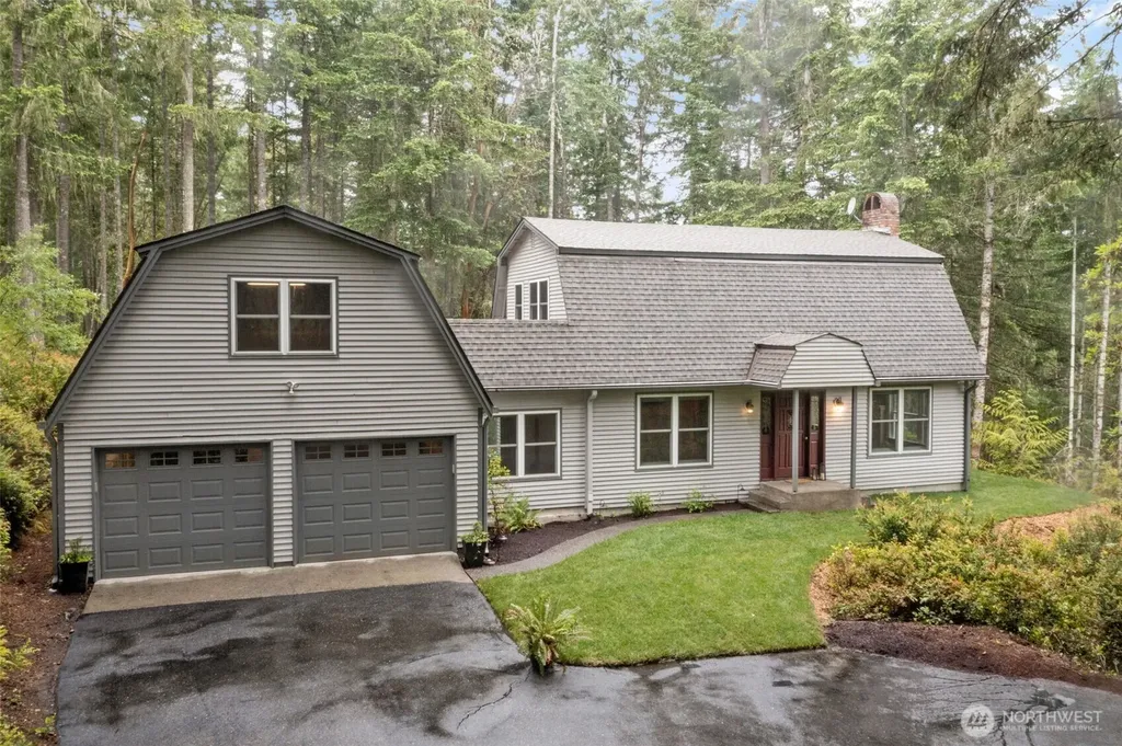 100 E Twanoh Heights Road S Belfair WA 98528
