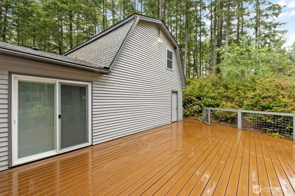 100 E Twanoh Heights Road S Belfair WA 98528