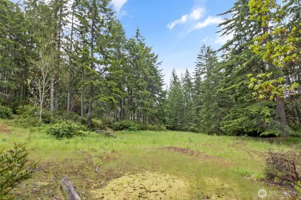 100 E Twanoh Heights Road S Belfair WA 98528