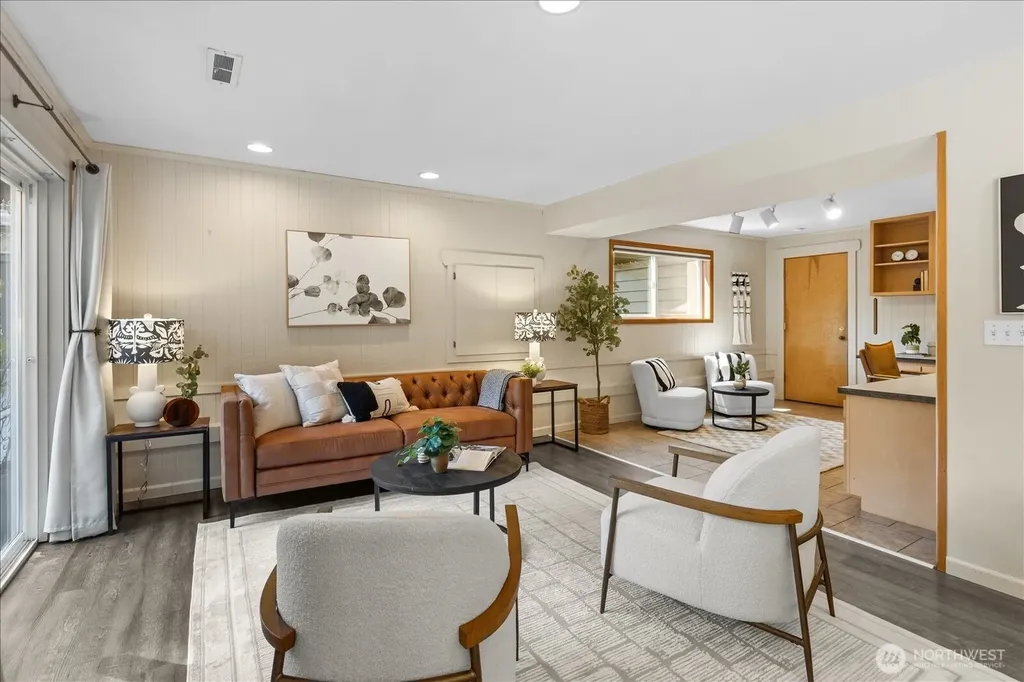 8716 185th Place SW Edmonds WA 98026