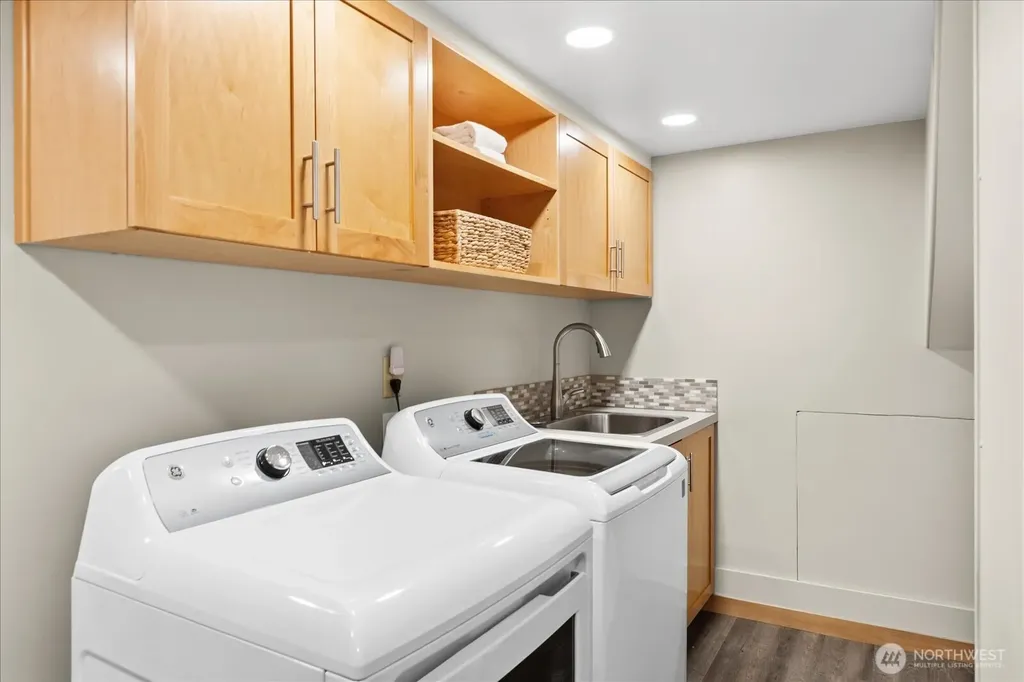 8716 185th Place SW Edmonds WA 98026