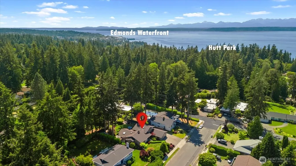 8716 185th Place SW Edmonds WA 98026