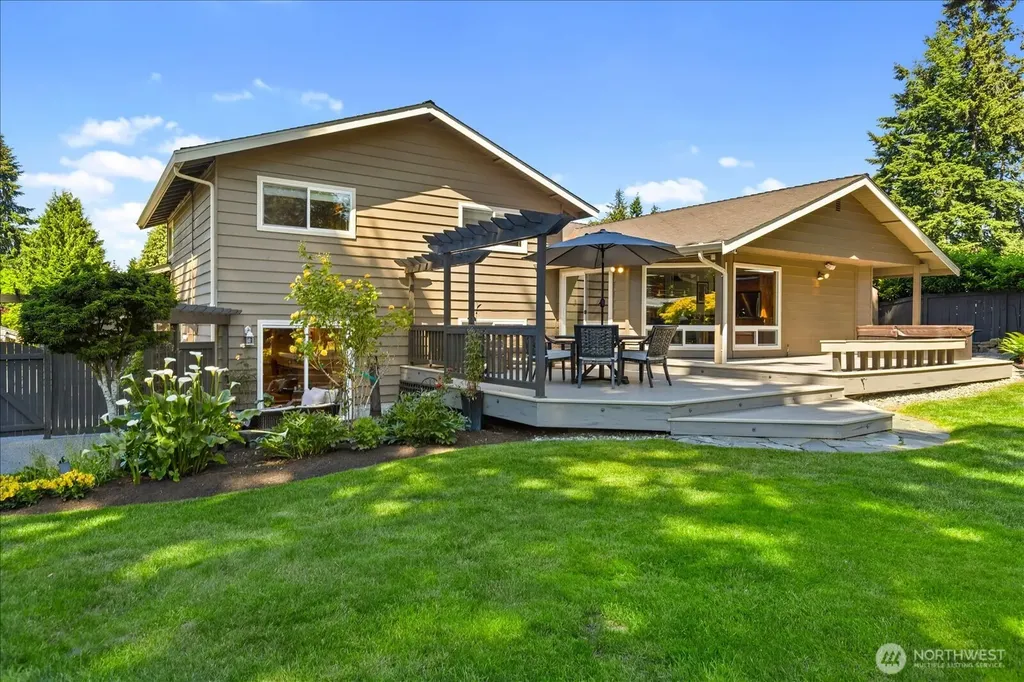 8716 185th Place SW Edmonds WA 98026