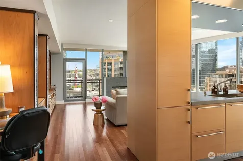 820 Blanchard Street Seattle WA 98121