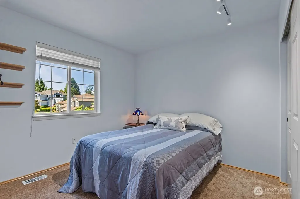 5310 Olive Avenue SE Auburn WA 98092