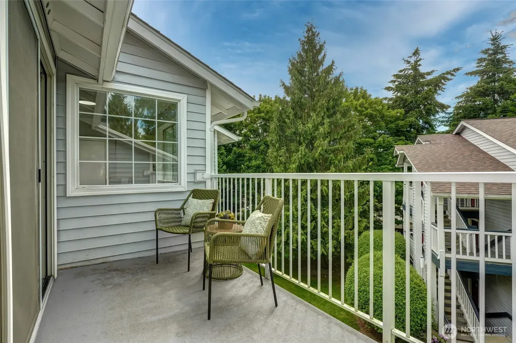 7453 Newcastle Golf Club Road Newcastle WA 98059