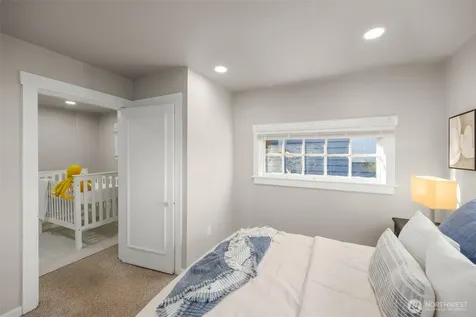 5706 35th Ave NE Seattle WA 98105