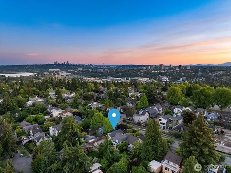 5706 35th Ave NE Seattle WA 98105