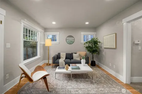 5706 35th Ave NE Seattle WA 98105