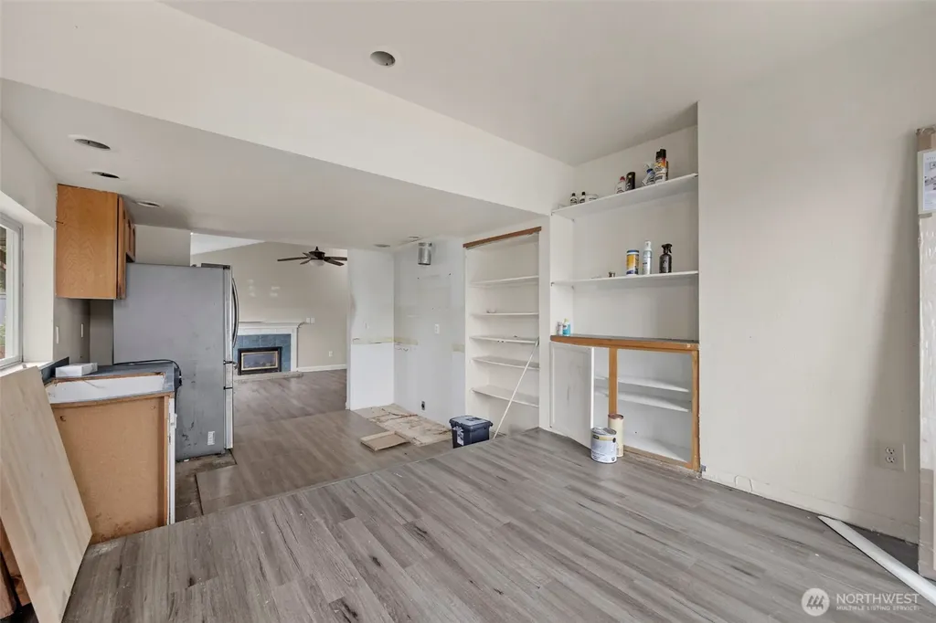 929 Pecks Drive Everett WA 98203