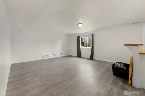 929 Pecks Drive Everett WA 98203