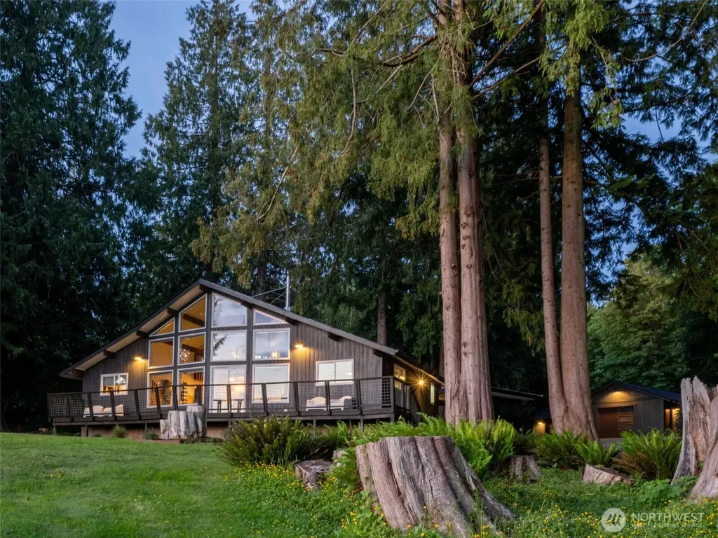 5915 Cedar Drive Bow WA 98232