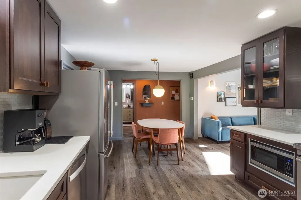 5915 Cedar Drive Bow WA 98232
