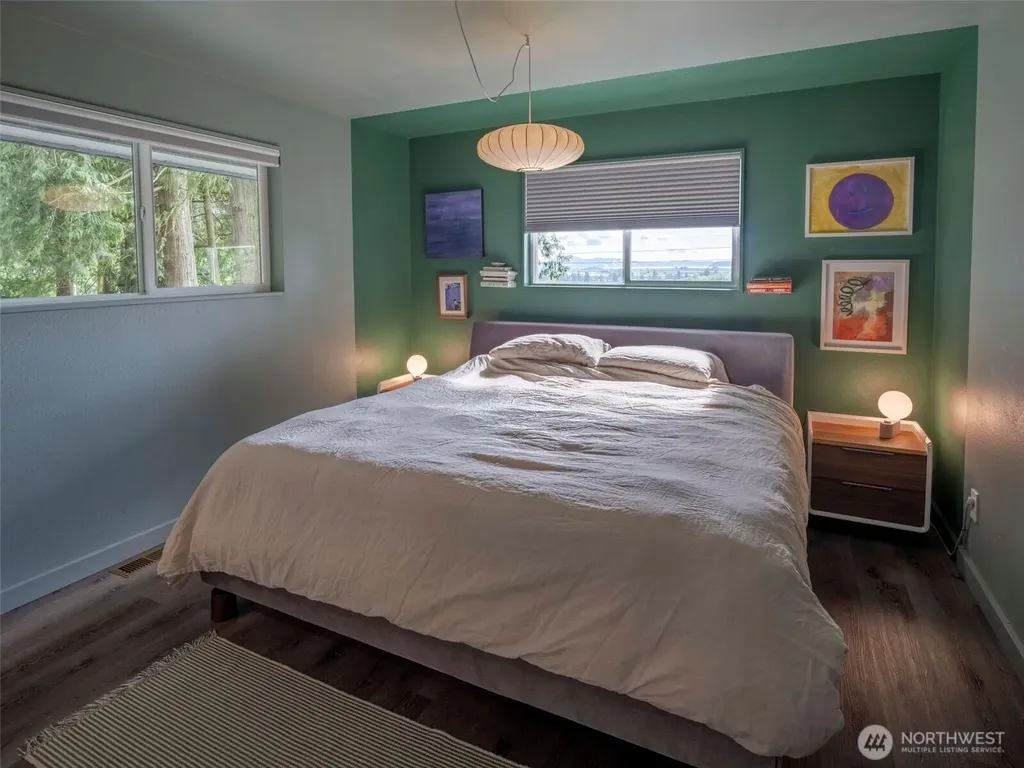 5915 Cedar Drive Bow WA 98232