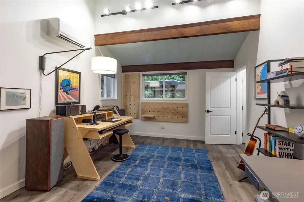 5915 Cedar Drive Bow WA 98232