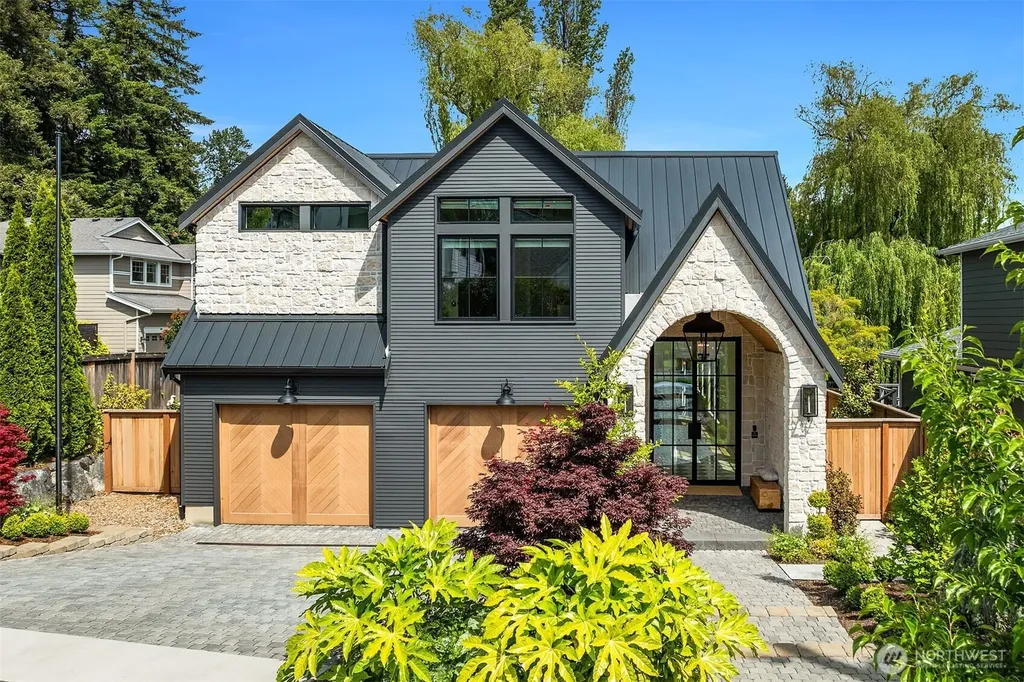 1016 5th Street Kirkland WA 98033