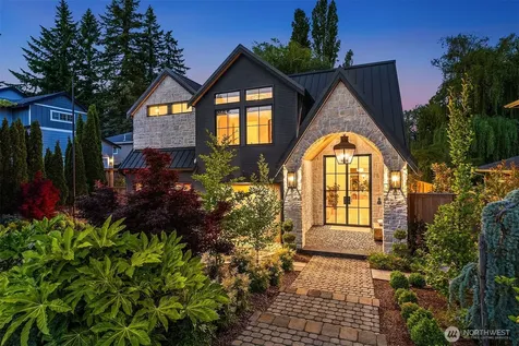 1016 5th Street Kirkland WA 98033