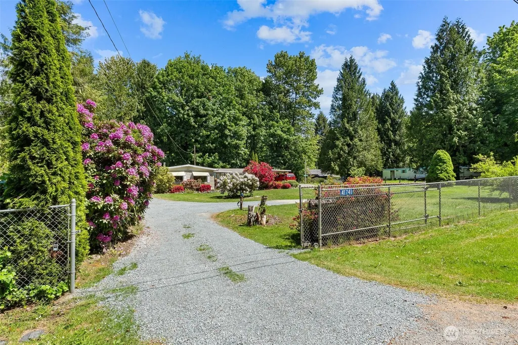 41741 Mt. View Lane Concrete WA 98237