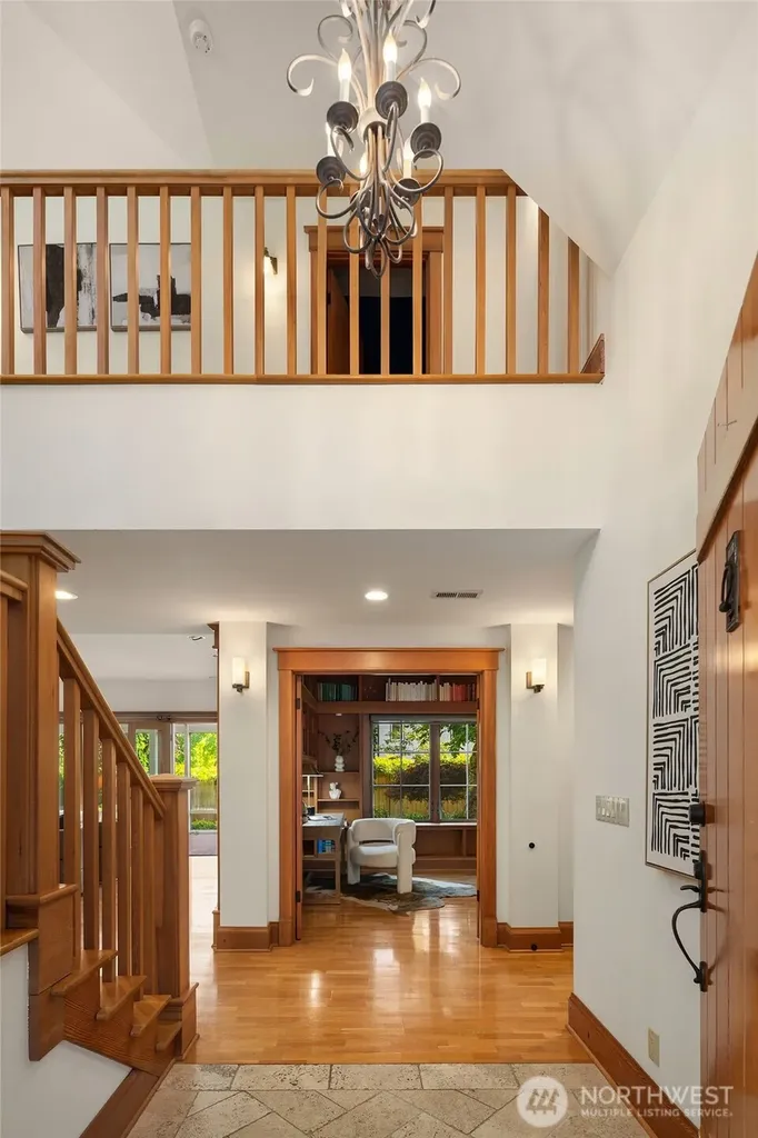 3035 NE 195th Street Lake Forest Park WA 98155