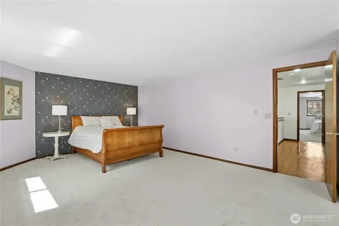 209 SW 331st Place Federal Way WA 98023